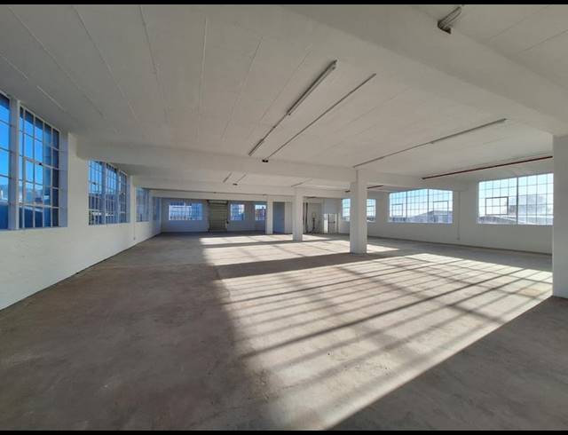 BUSINESS PROPERTY TO RENT IN DIEP RIVER